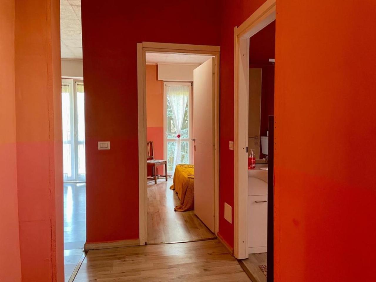 The Orange Housing In Appartement *